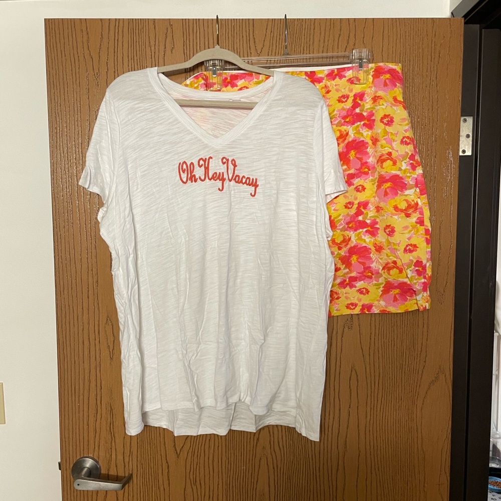 Old Navy Bright Floral Mini Skirt - Picture 4 of 4